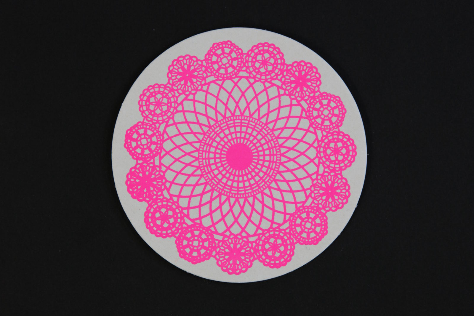 Ornamentrund neonpink1